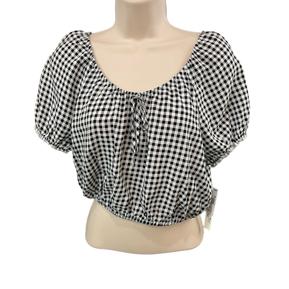 Wallflower Black And White Crop Top Size Small NWT (580)